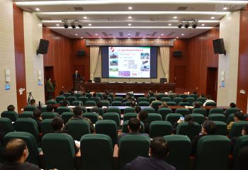 羅錫文院士應(yīng)南昌縣委組織部陳奇勇部長邀請來昌做“無人農(nóng)場的關(guān)鍵技術(shù)與實(shí)踐”學(xué)術(shù)報(bào)告